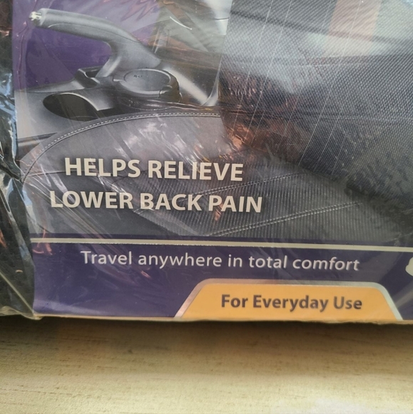 Goodyear Car pillows and Back Support pillow set - Picture 4 of 8